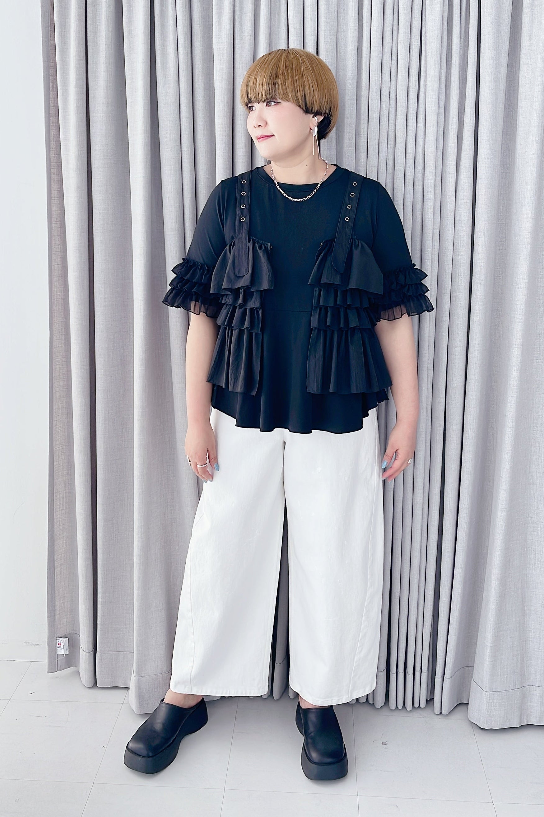 【ayane】ホワイトデニムバレルレッグペイント加工パンツ/836624