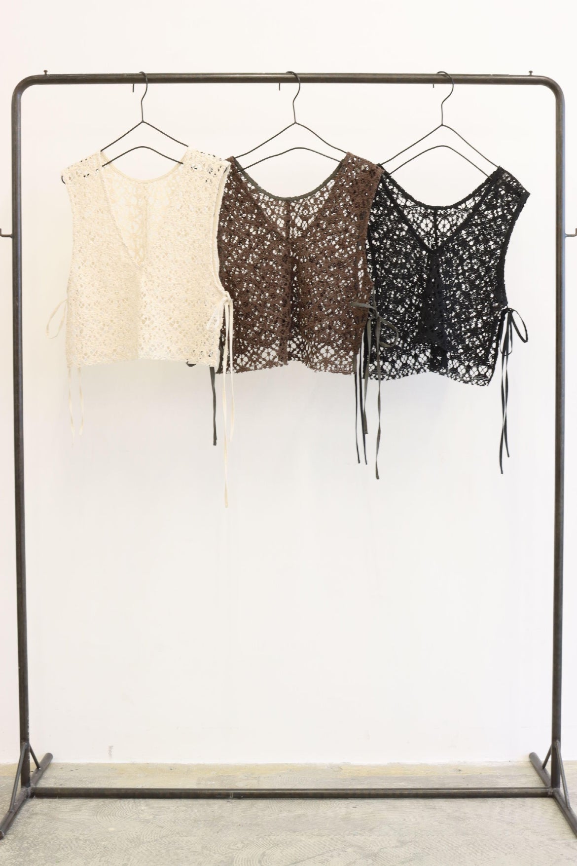 【LE MÉLANGE】ラッセルレースベスト/8623202