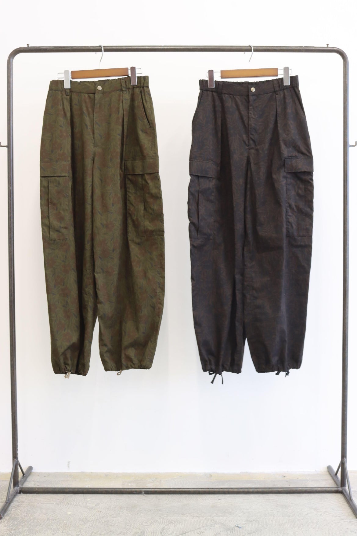 【LE MÉLANGE】花柄カーゴパンツ/8623505