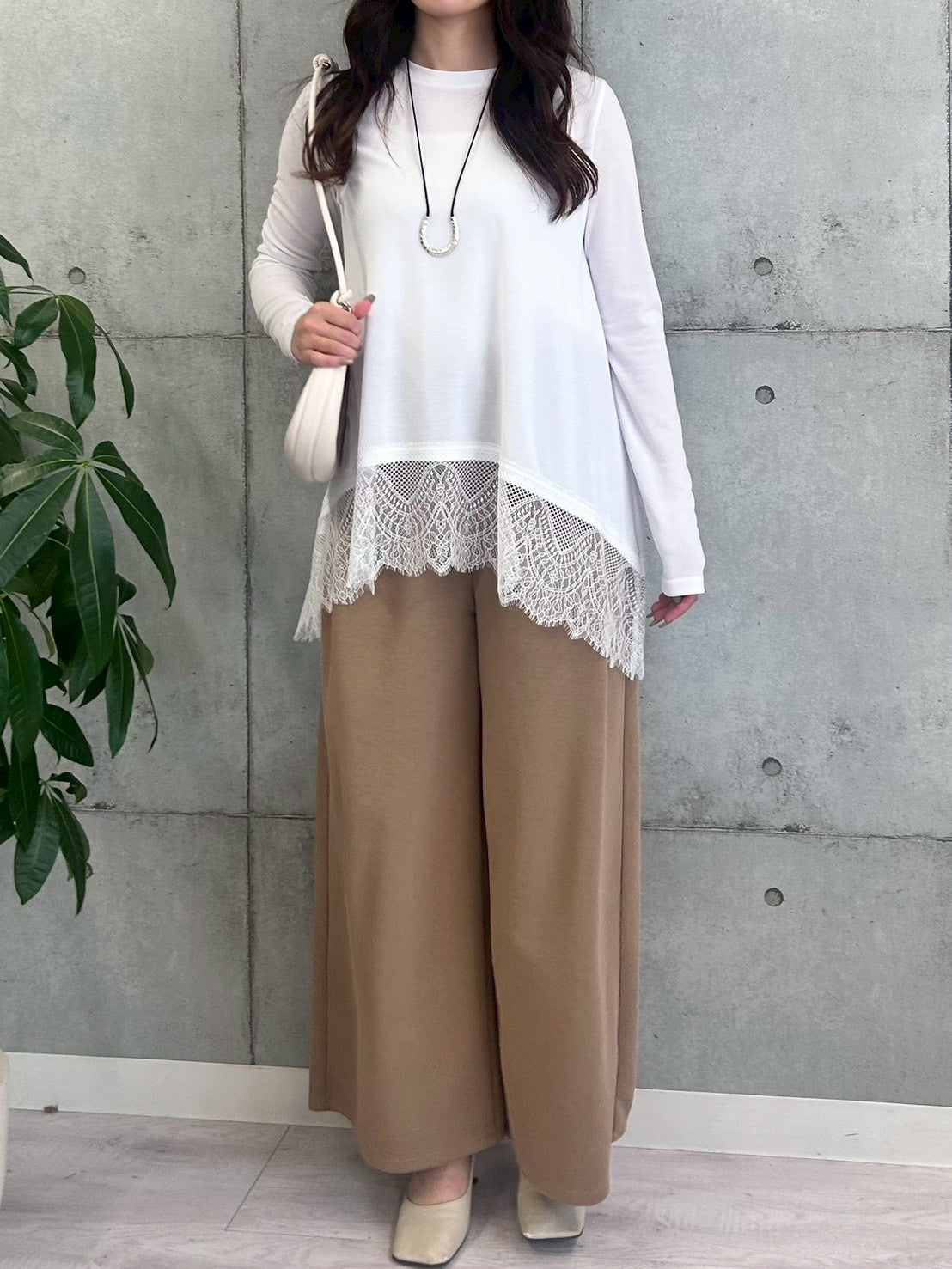 【ROSIEE】大人可愛い裾レーストップス/R780333