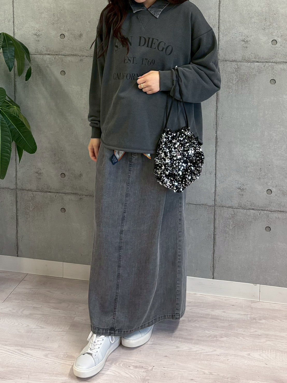 【ROSIEE】ビンテージ風ロゴトップス/R780337