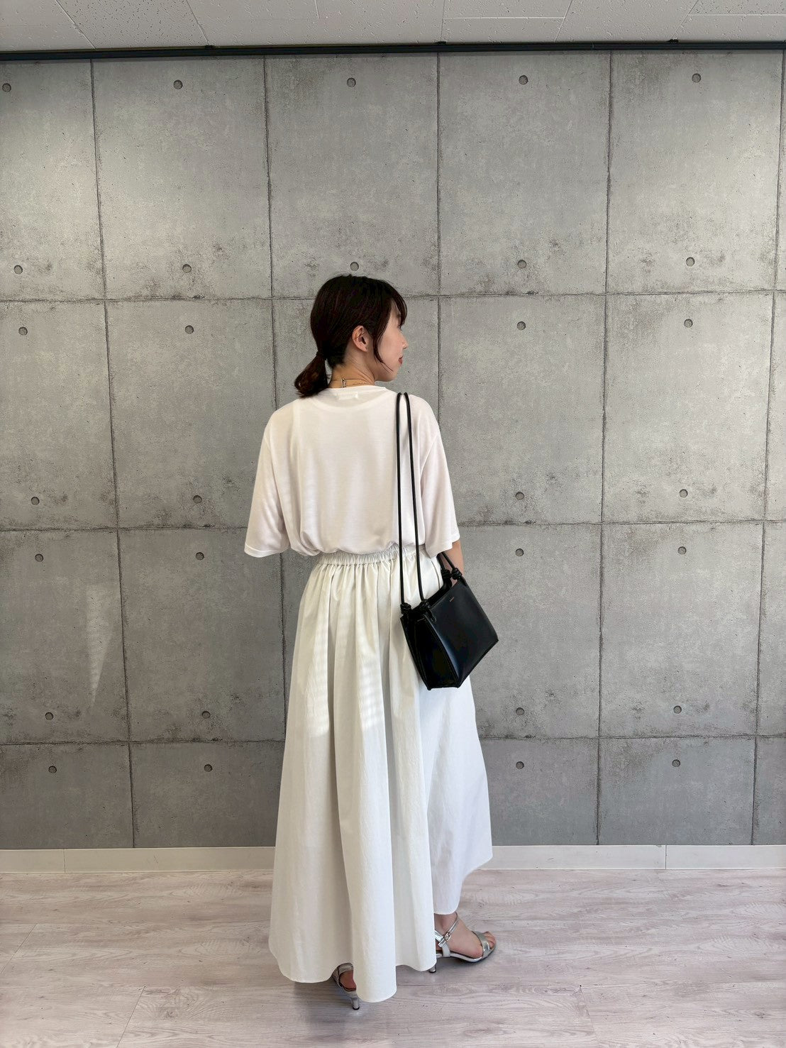 【ROSIEE】ソフトな風合いフロッキープリントTシャツ/R810317