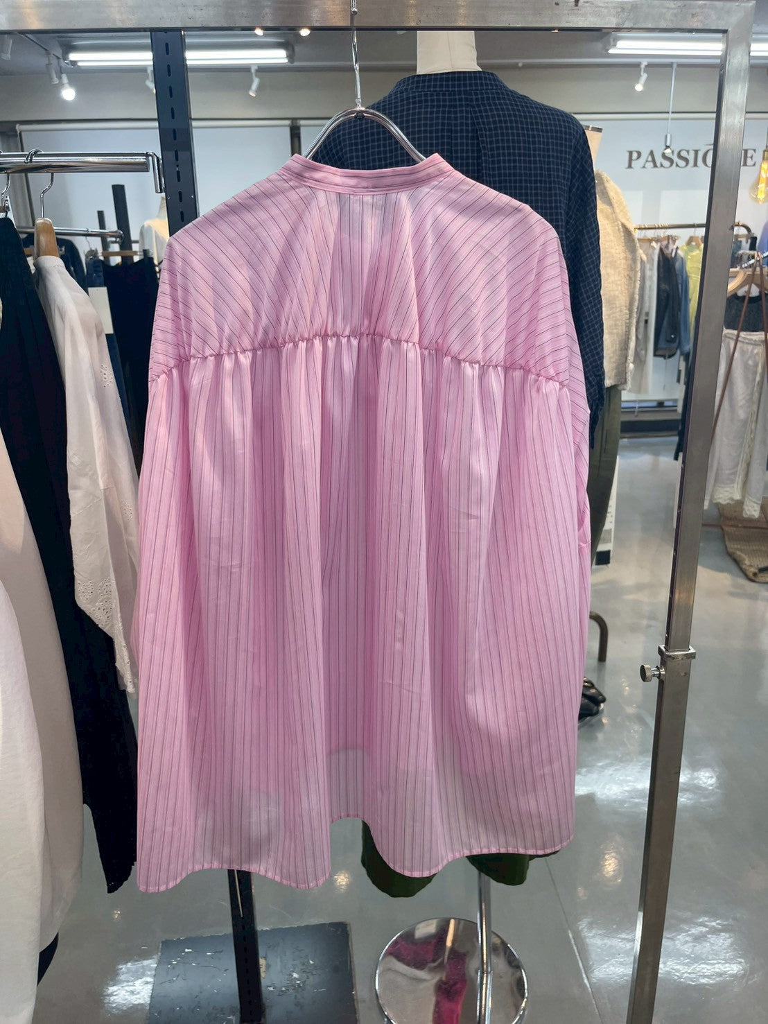 【PASSIONE】バックギャザーストライプシャツ/16935