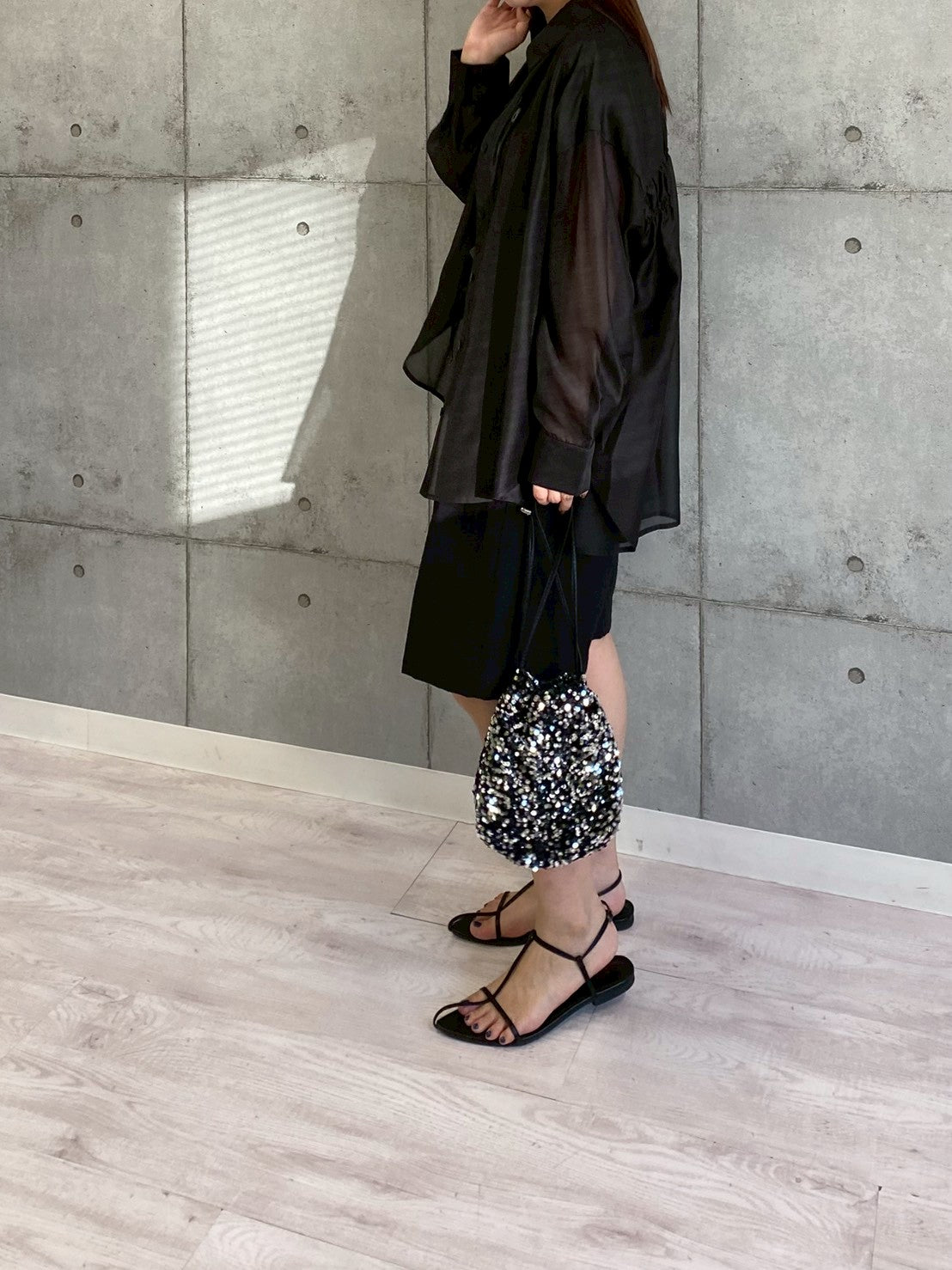 【ROSIEE】後ろシャーリングシアーシャツ/R813213