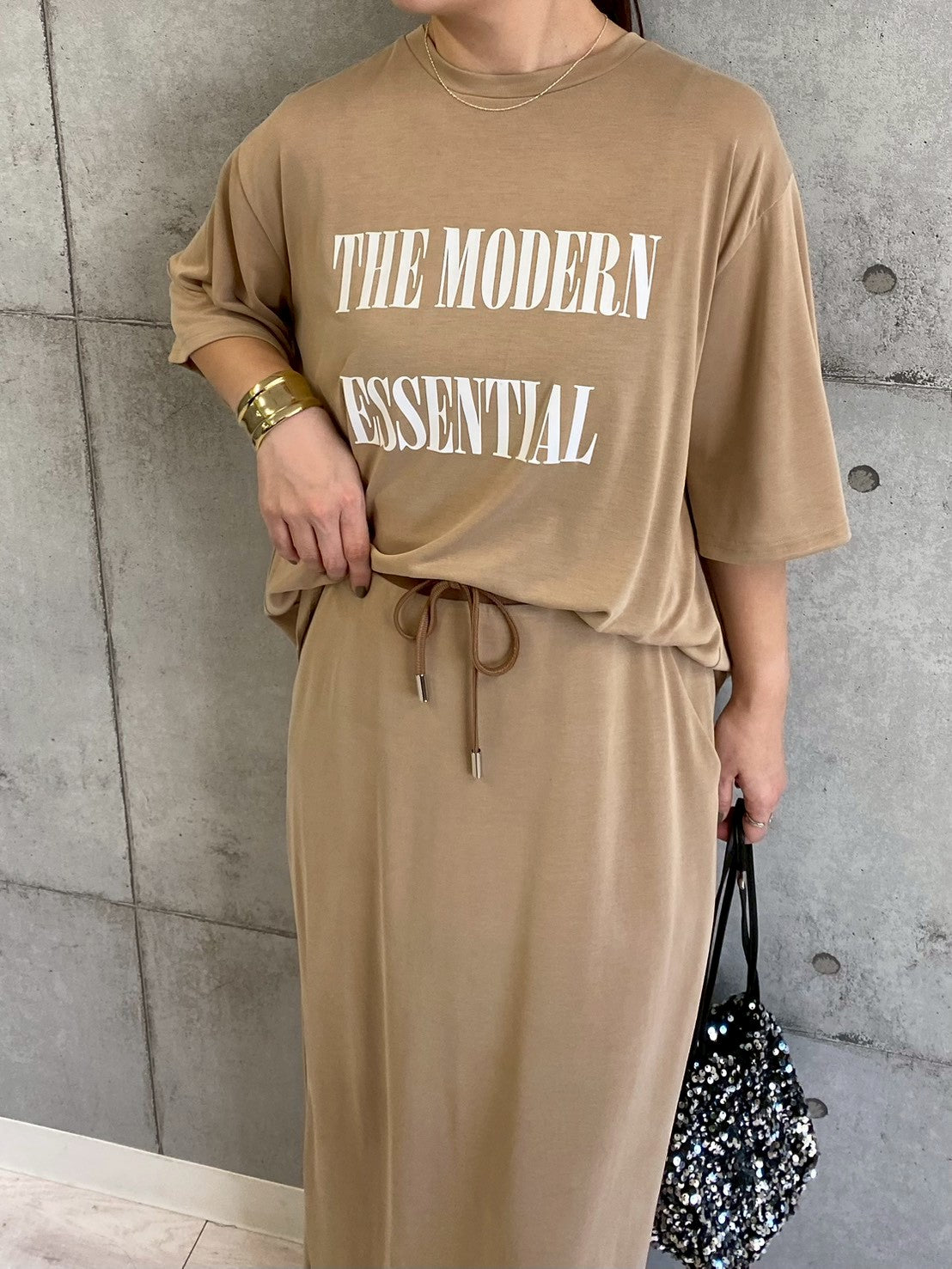 【ROSIEE】ソフトな風合いフロッキープリントTシャツ/R810317