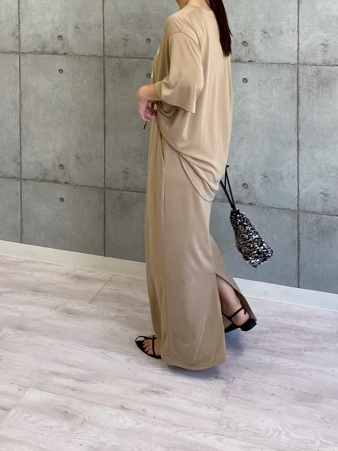 【ROSIEE】ソフトな風合いフロッキープリントTシャツ/R810317