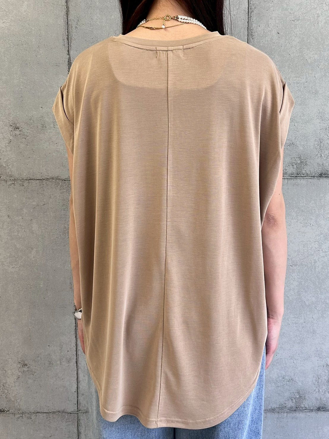 【ROSIEE】ソフトな風合いフロッキー肩タックプリントTシャツ/R810304