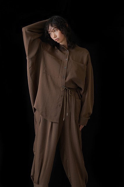 CYAN TOKYO】ヘムタックグロッシーイージーパンツ/610443