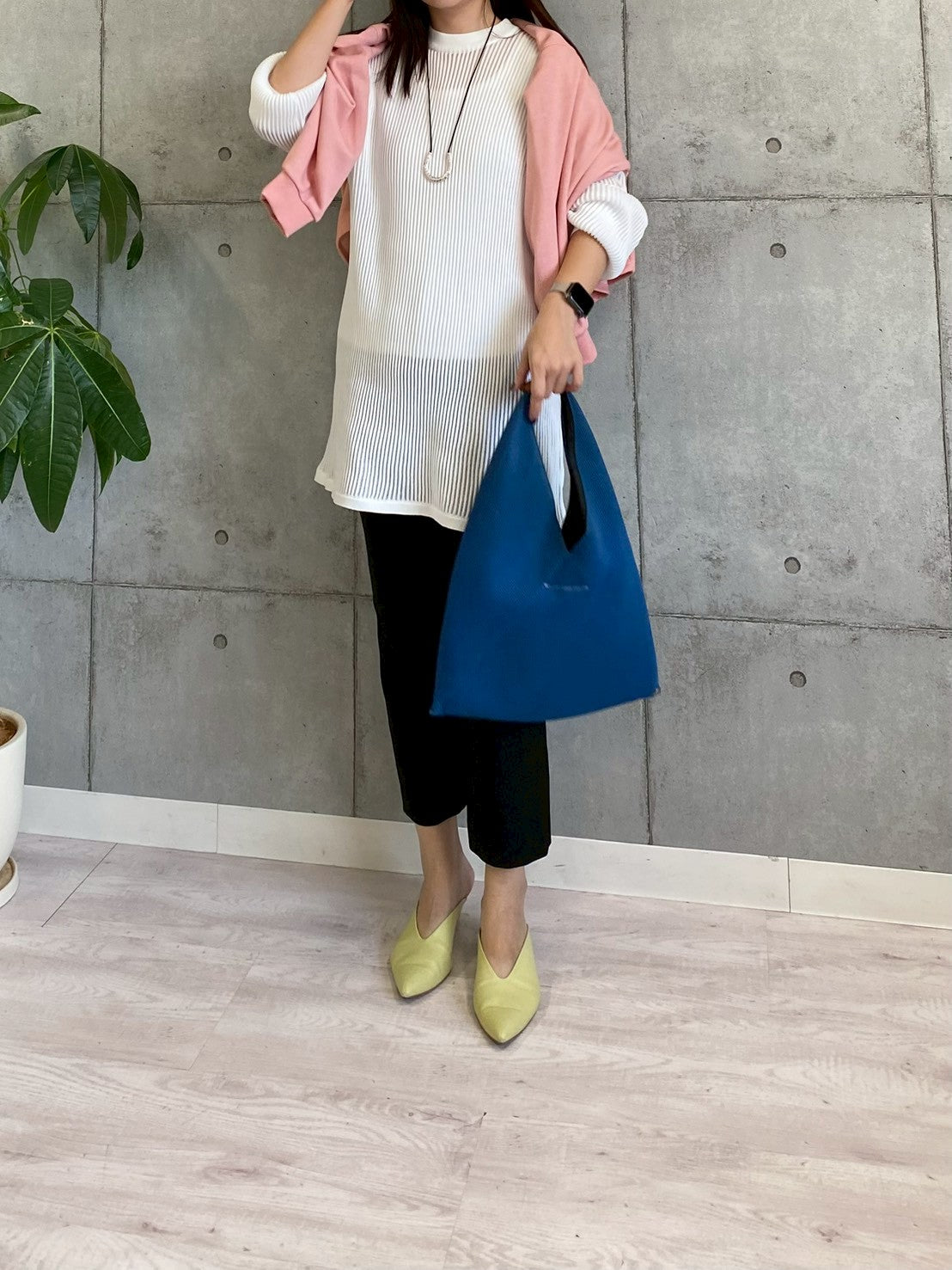 【ROSIEE】ビンテージ風ロゴトップス/R780337