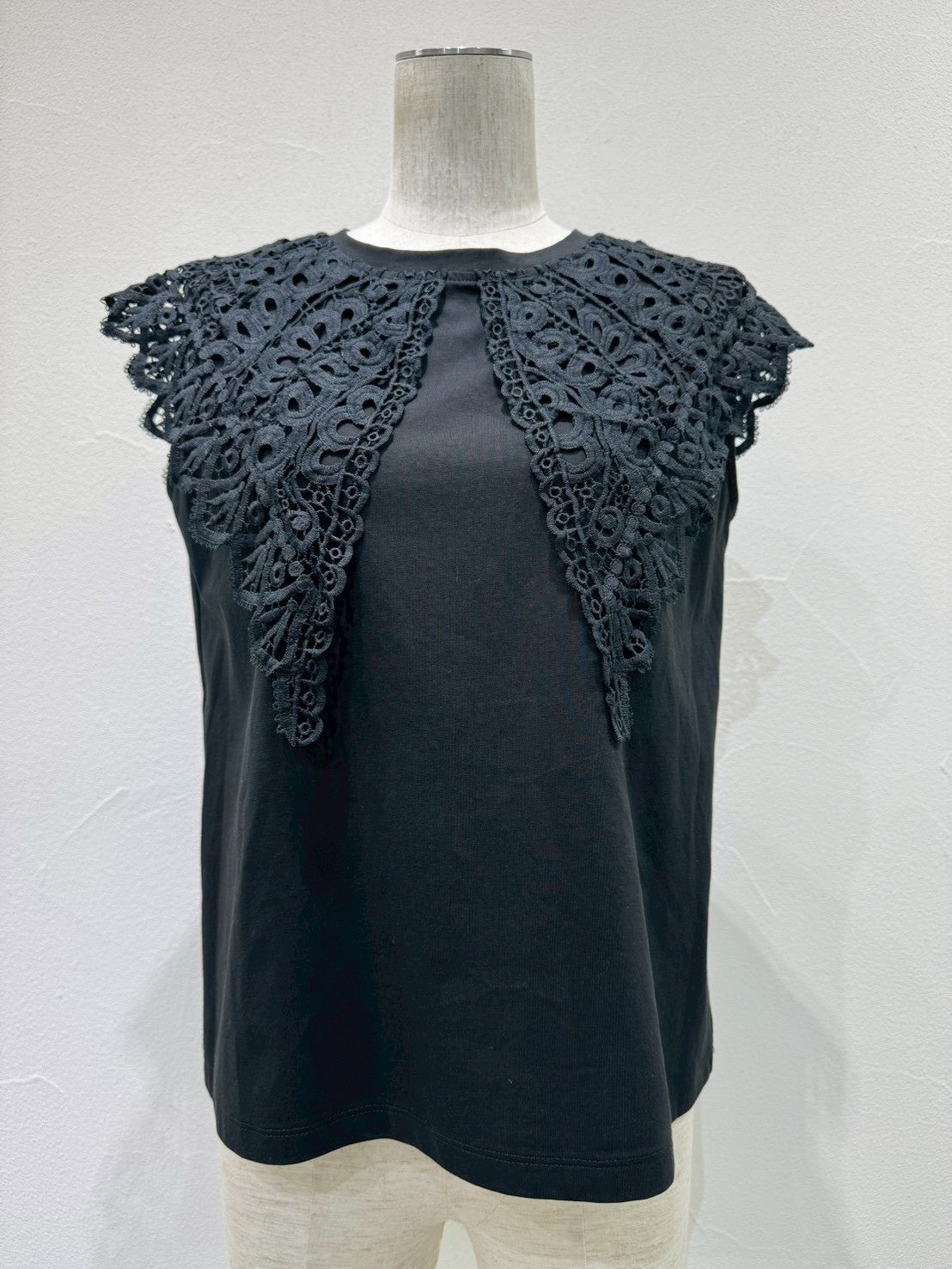 【CYAN TOKYO】レースカラーノースリトップス/601478