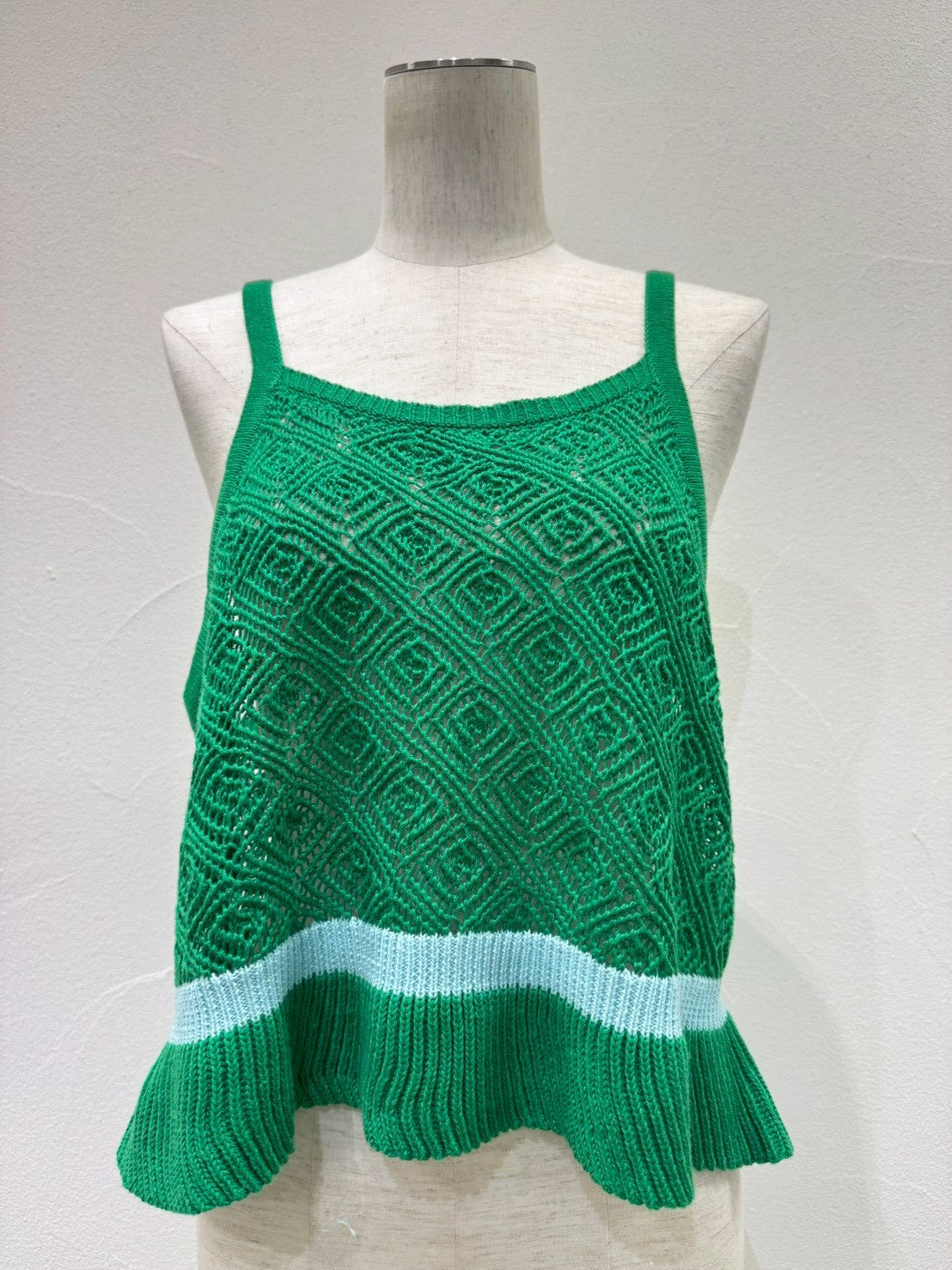 【CYAN TOKYO】ラインピーコックニットキャミ/601460