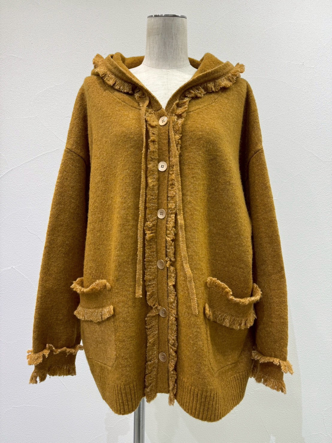 【CYAN TOKYO】トリムフリンジニットフーディ/604508