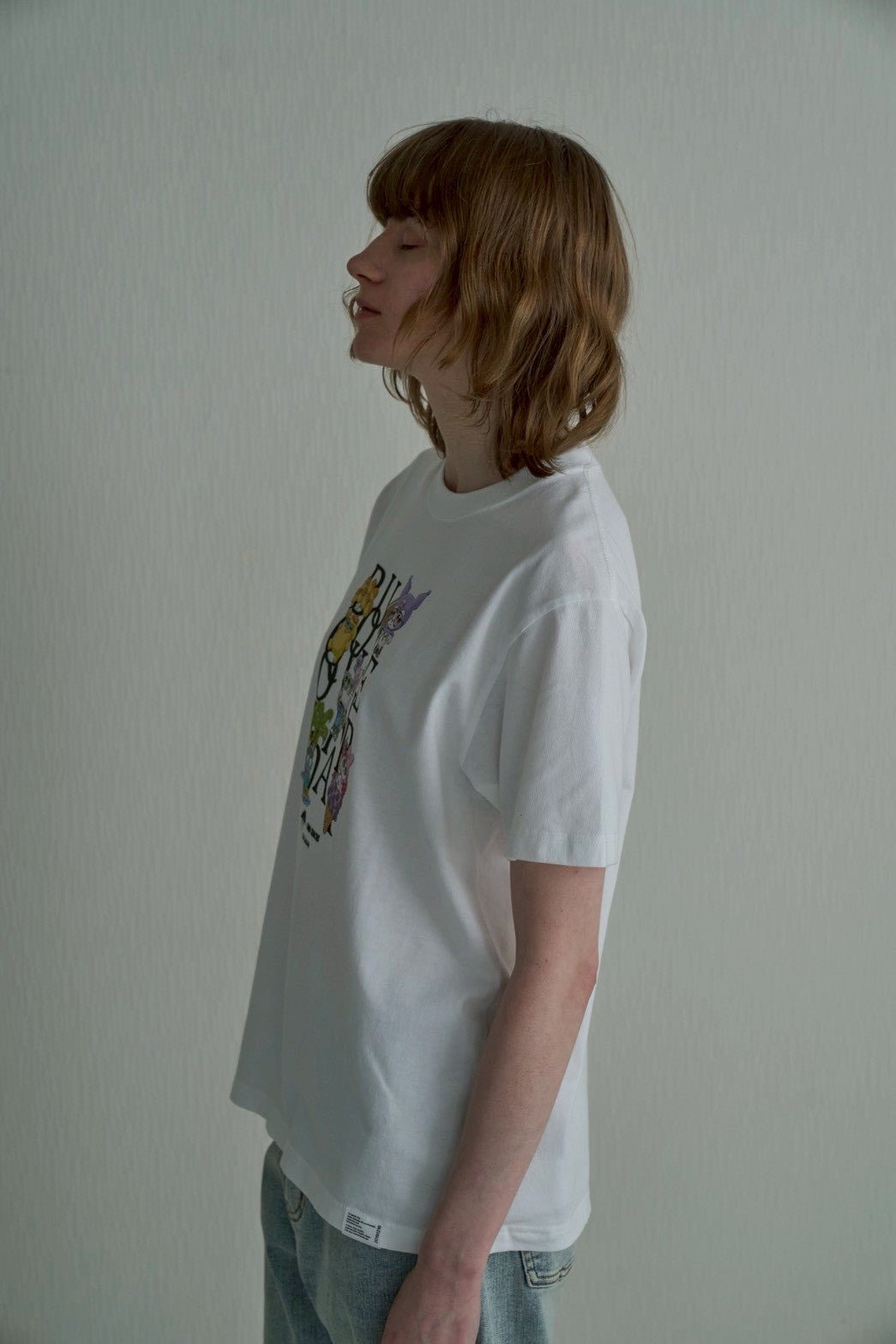 【Ordinary】Ordinaryミーツスリーアーティストコラボレーションズ ランダムタイポTシャツキッズ/BO26-542T