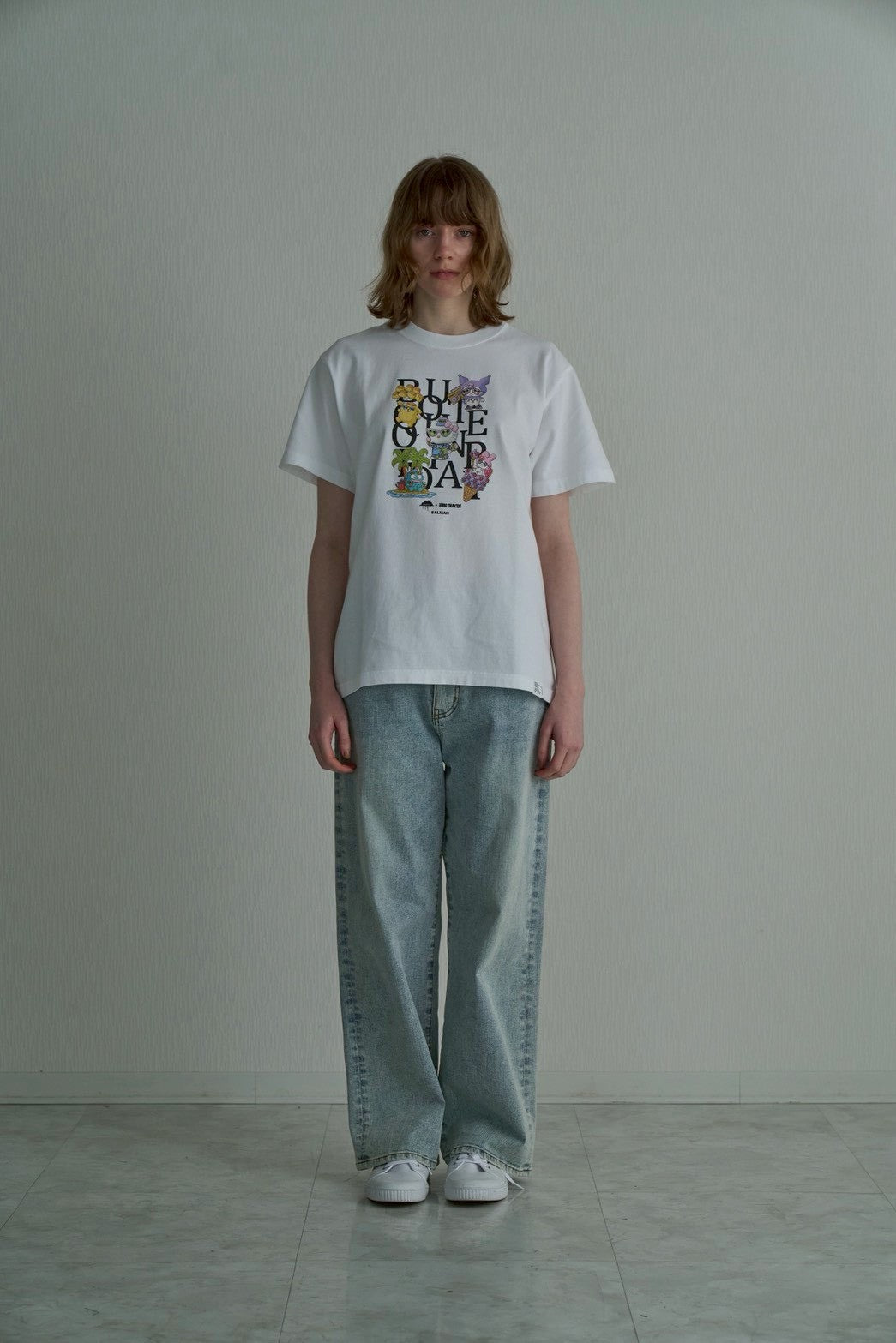 【Ordinary】Ordinaryミーツスリーアーティストコラボレーションズ ランダムタイポTシャツキッズ/BO26-542T
