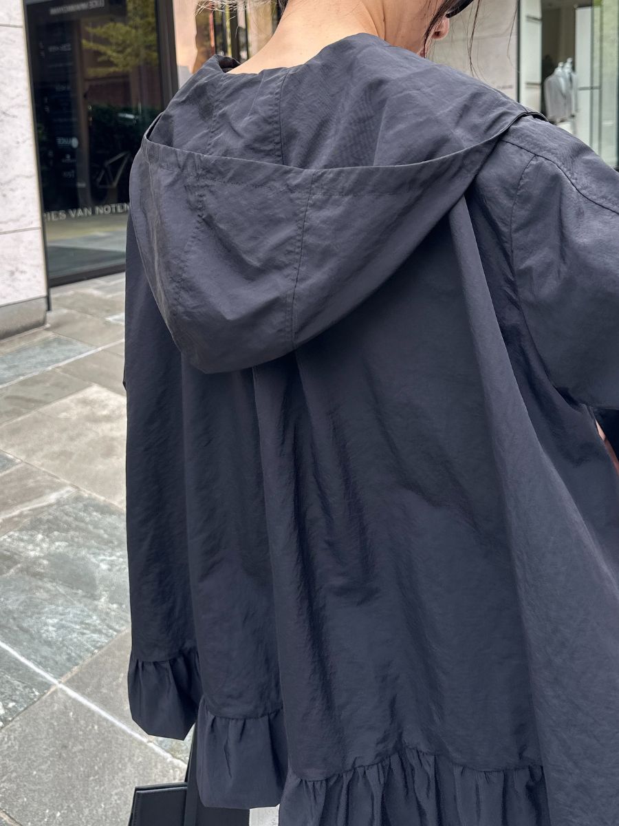 【Mewl】フリルマウンテンパーカー/M261-43012