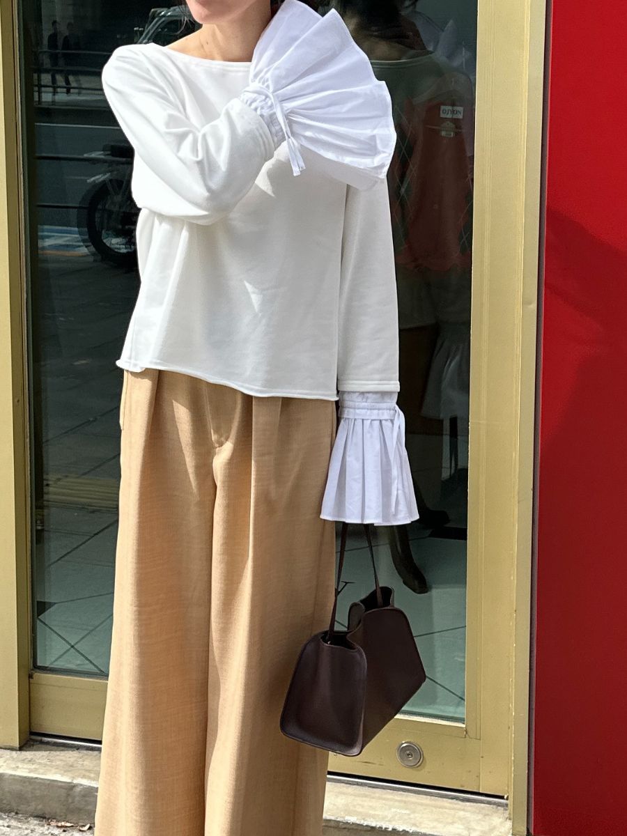 【Mewl】オフショルシャツスリーブスウェット/M261-83011