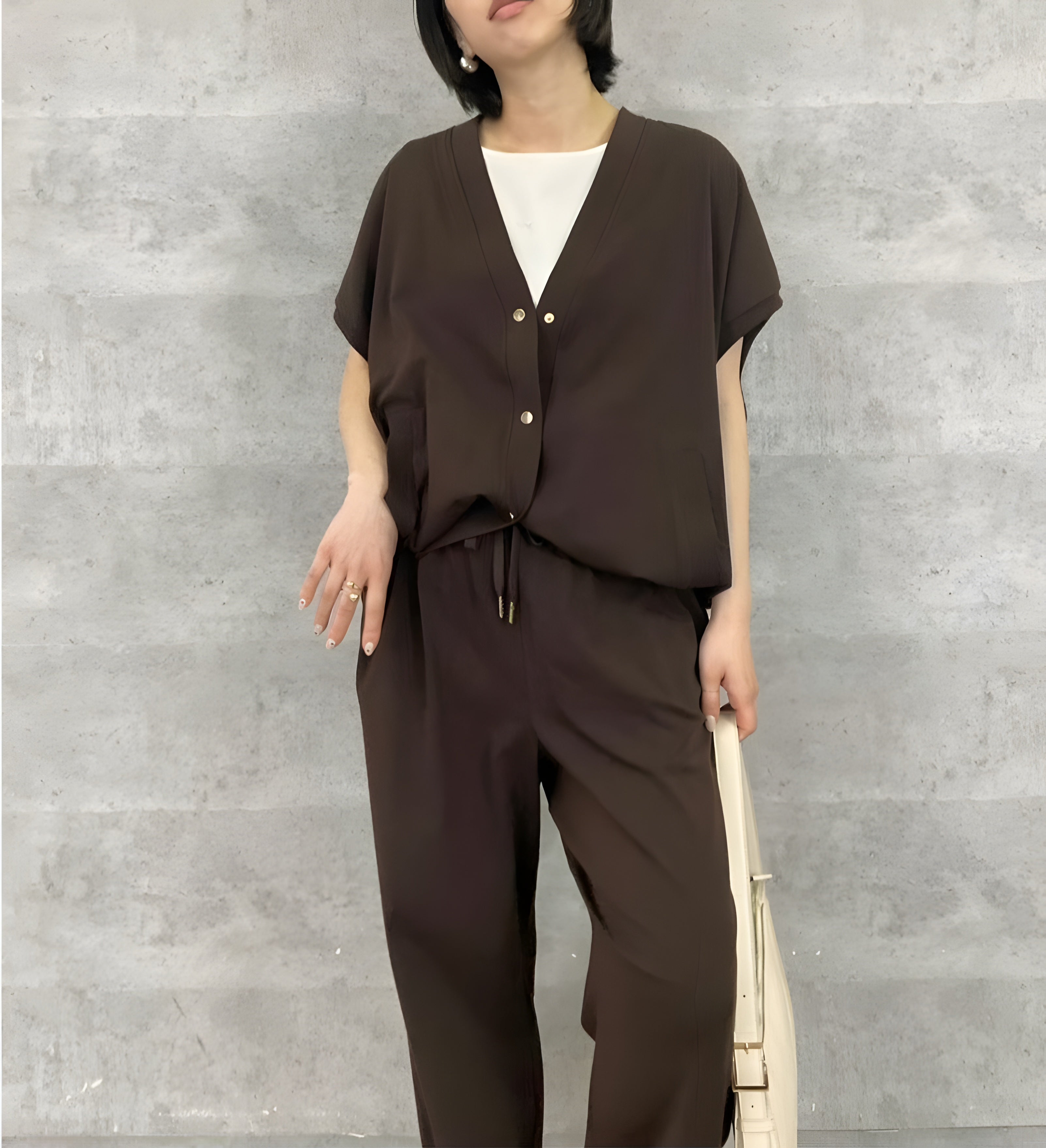 新品　タグ付き　ピンク　 フリンジ付き　三角マフラー　アンナケリー fit=scale-down,w=1200