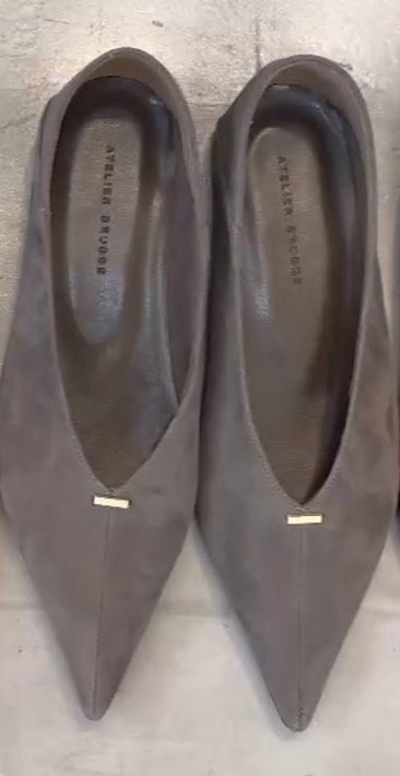 【ATELIER BRUGGE】メタルモチーフスリップオンシューズ/26KS-59