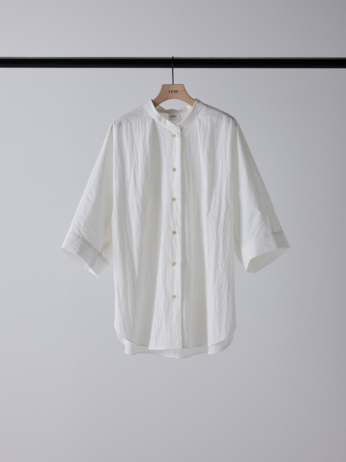 【再入荷予約】【YENN】ラウンドフォームシャツ/Y261-11005-2