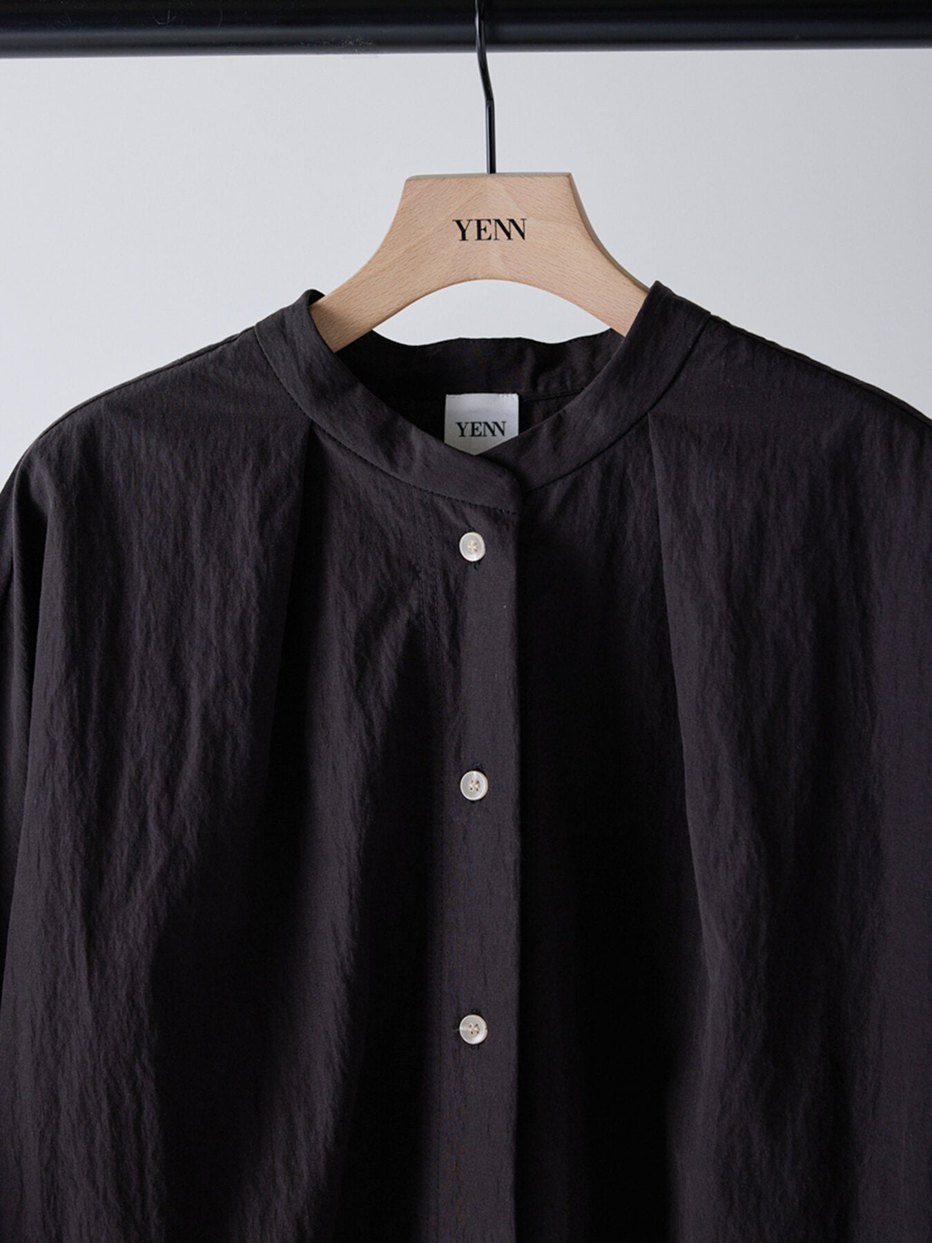 【再入荷予約】【YENN】ラウンドフォームシャツ/Y261-11005-2