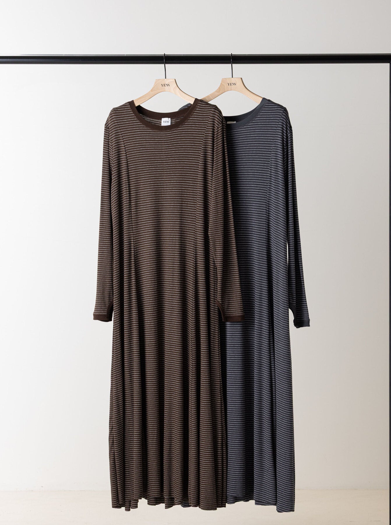 【YENN】ジャージーフレアドレス/Y263-52084