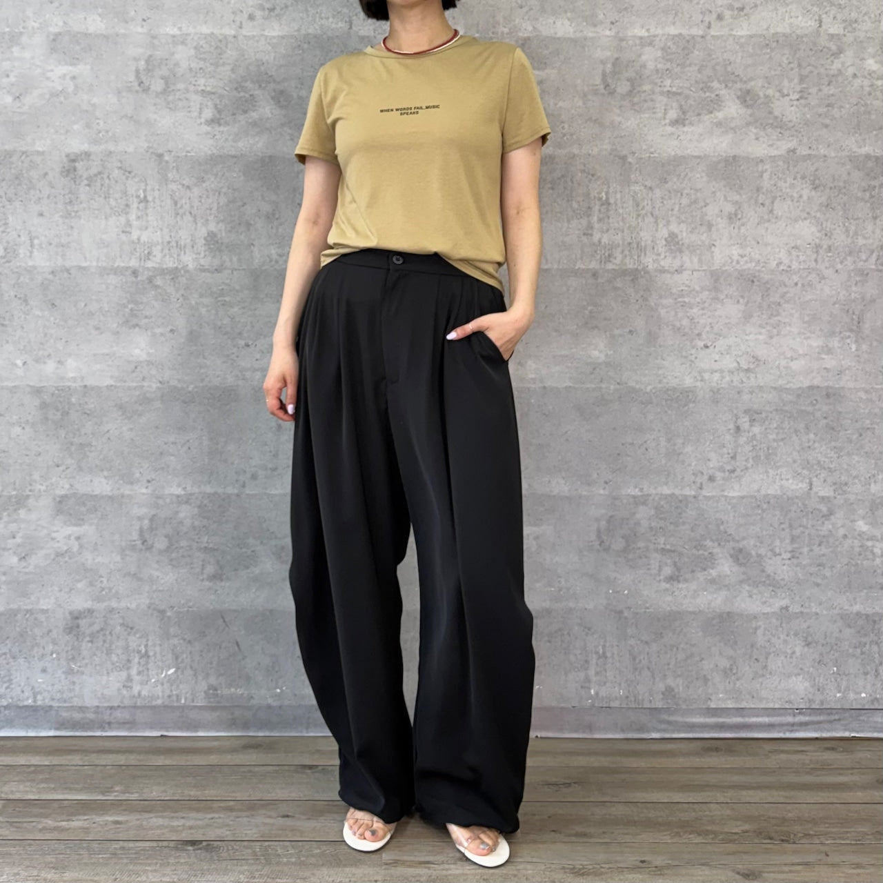【Anna Kerry】ミニロゴコンパクトTシャツ/85262916