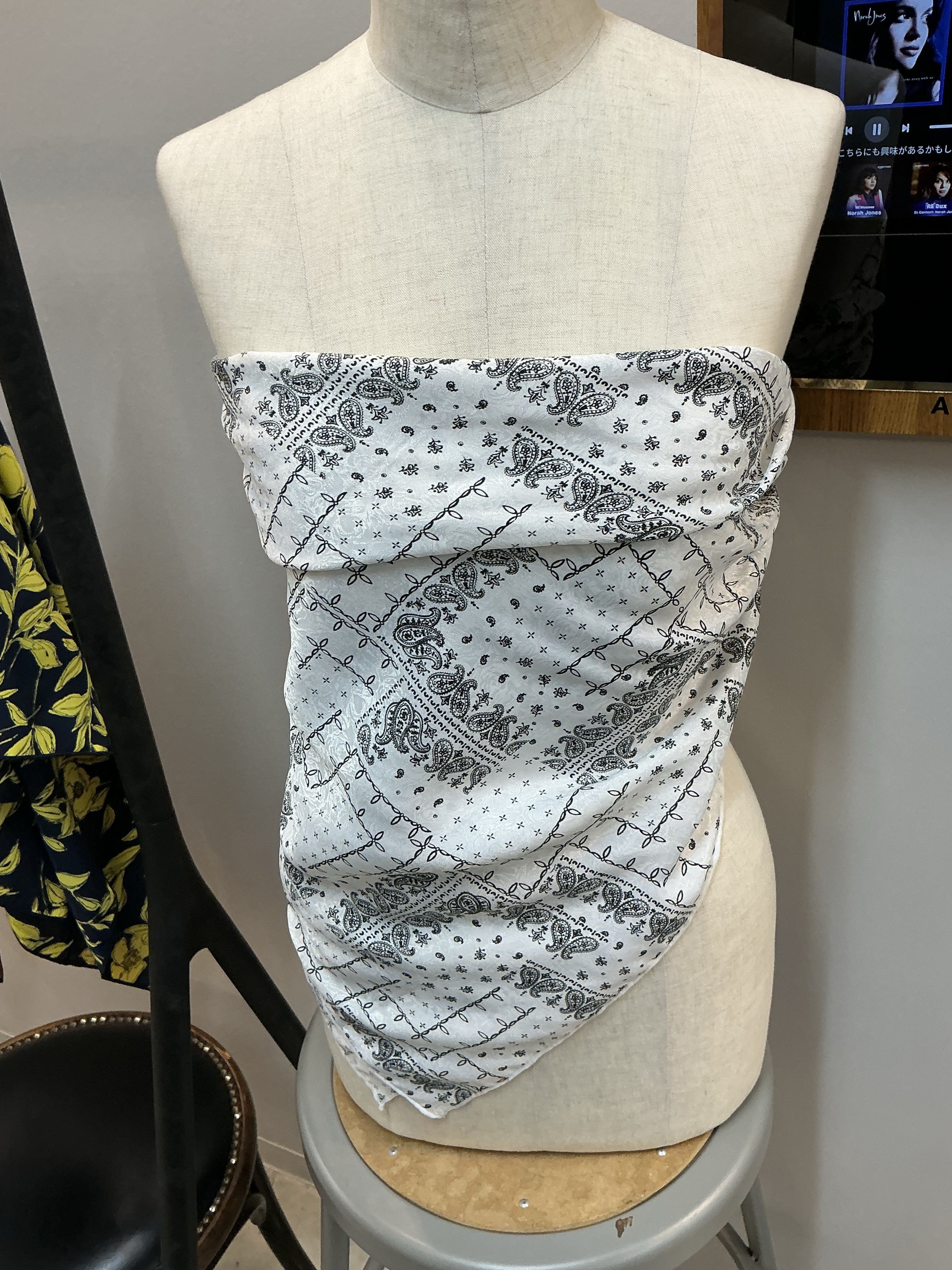 【ATELIER BRUGGE】メロースカーフ/37SZ-34