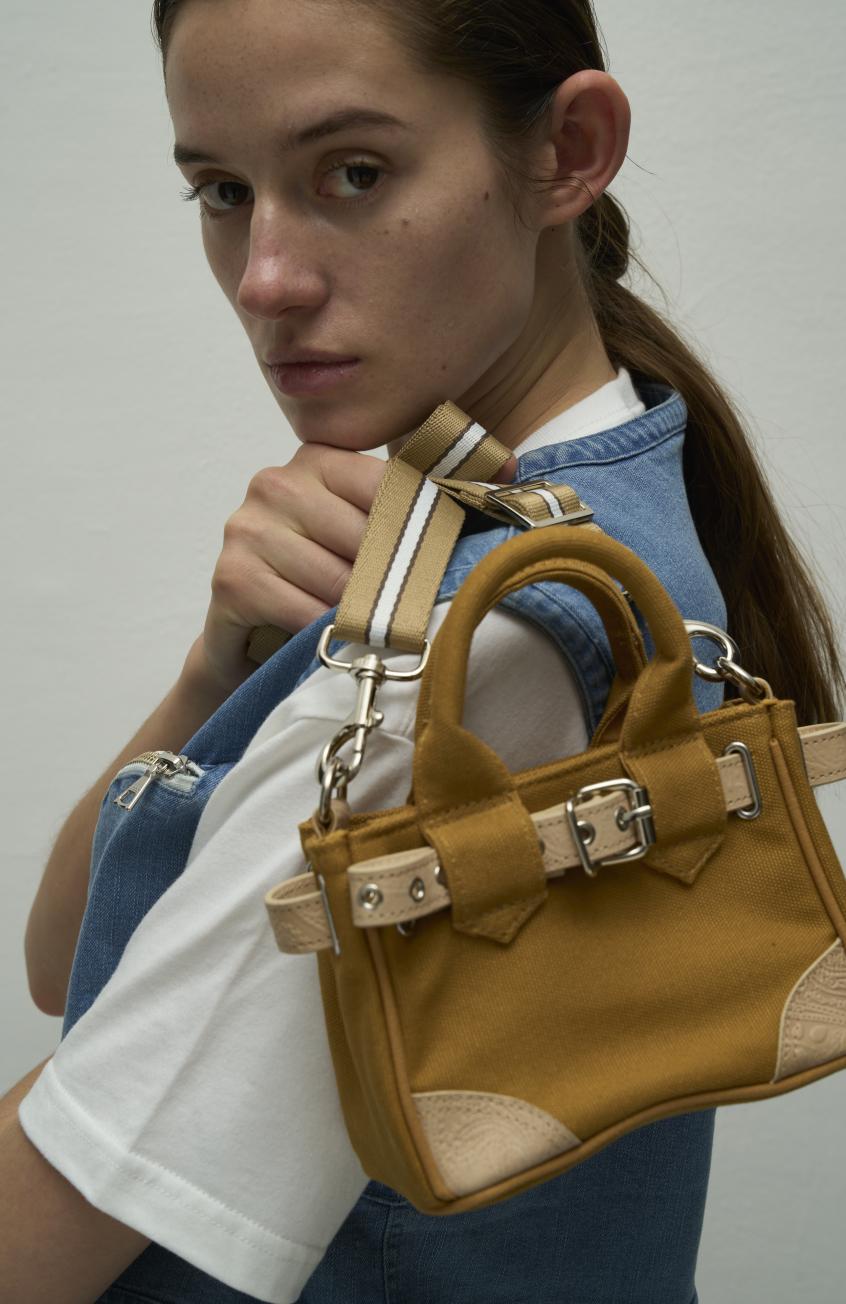 【WYTE】ペイズリーエンボスアイビーサコッシュ/11-90491