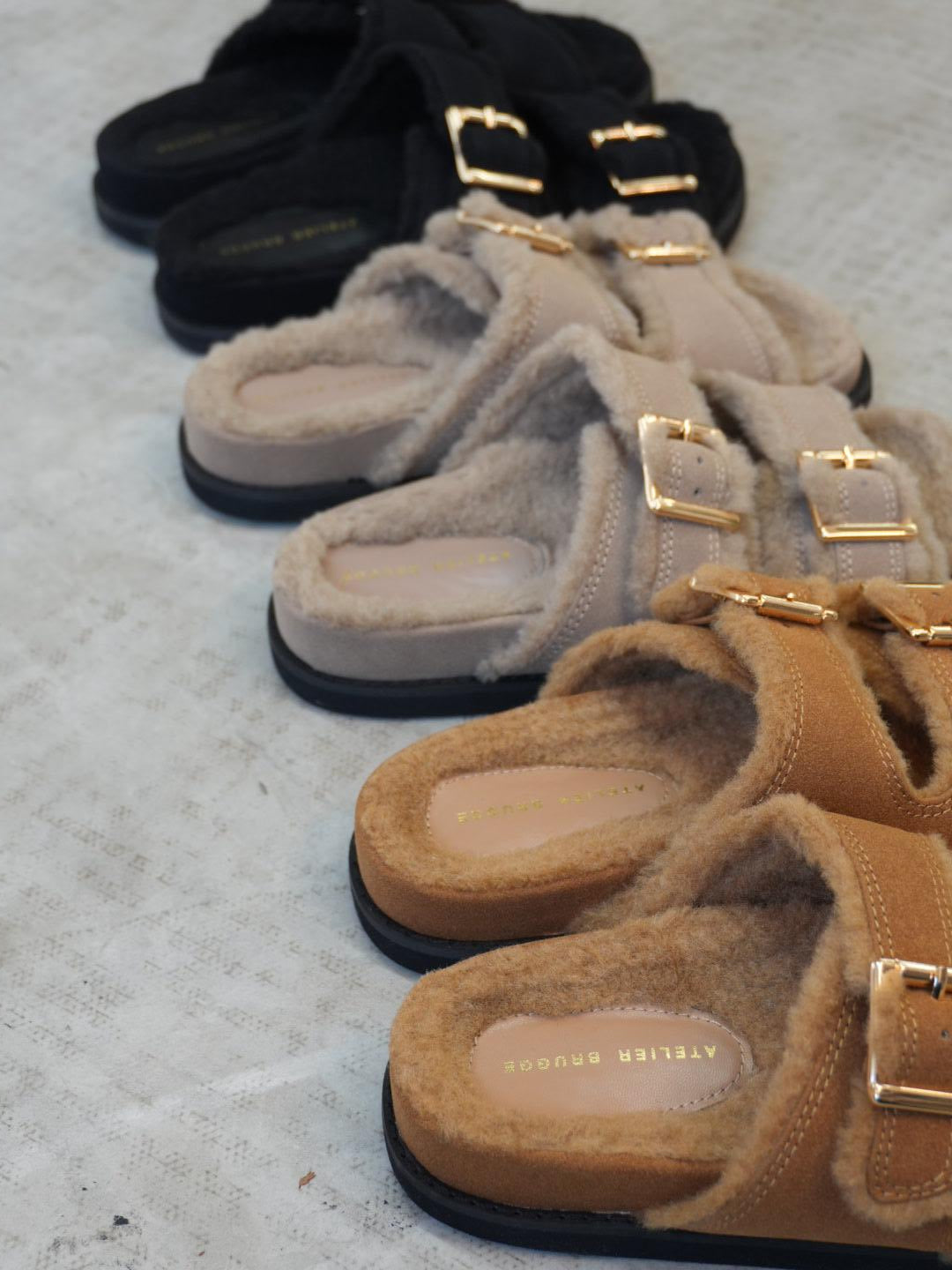 【ATELIER BRUGGE】Wバックルファーサンダル/26KS-39